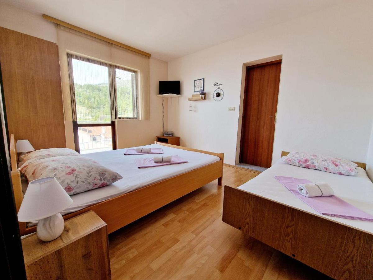 Apartments By The Sea Podaca, Makarska - 6874 エクステリア 写真